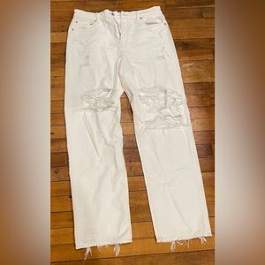 Distressed new with tags AE jeans